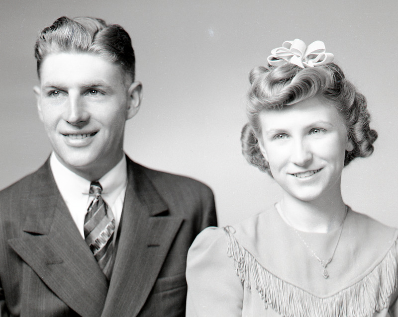 Mr. & Mrs.  Clarence Boelkens