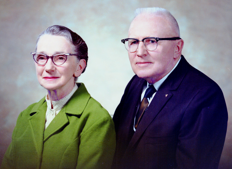 Mr. & Mrs. Bruce Kelly