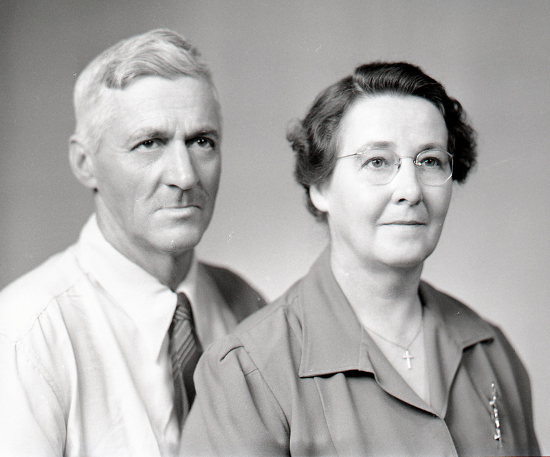 Mr. & Mrs. F.S. Senneff
