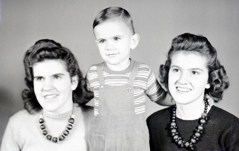 Lois, Charlotte & Joseph Burns