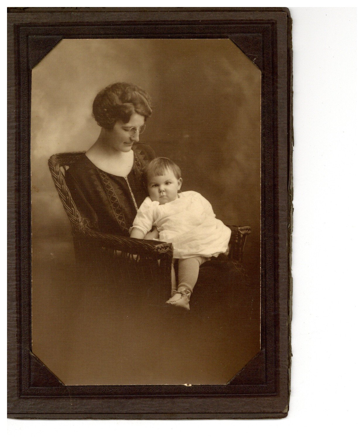Doc Mantle's Wife and daughter