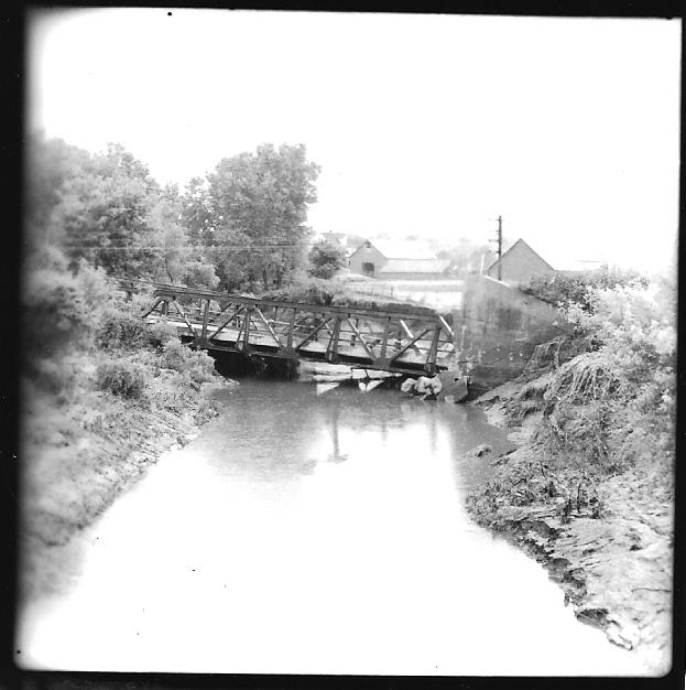  1947 Flood Mills county, Bridge over Silver Creek