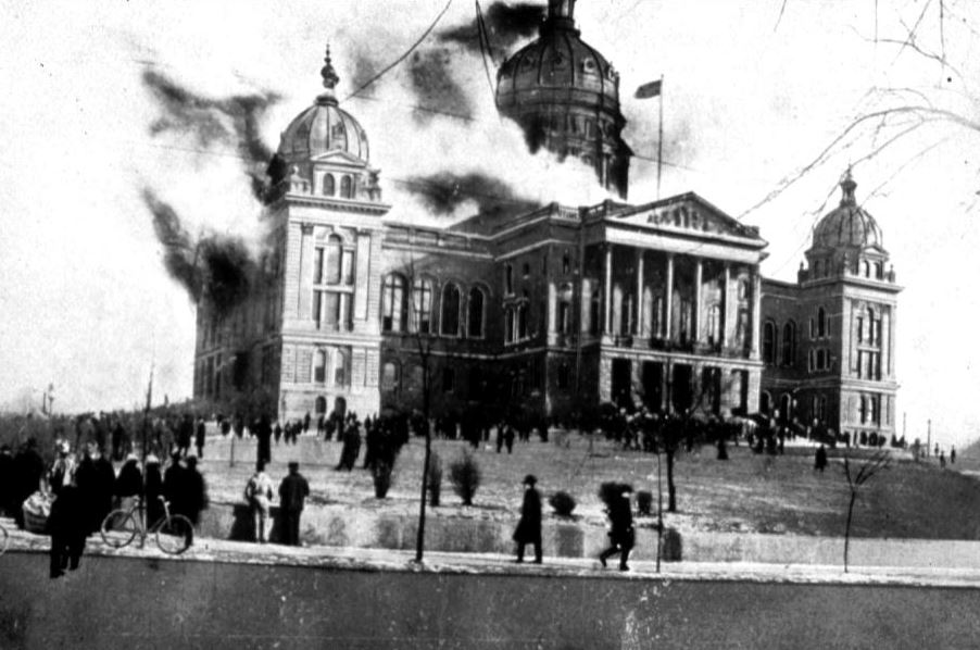 Iowa Capitol Fire in 1904
