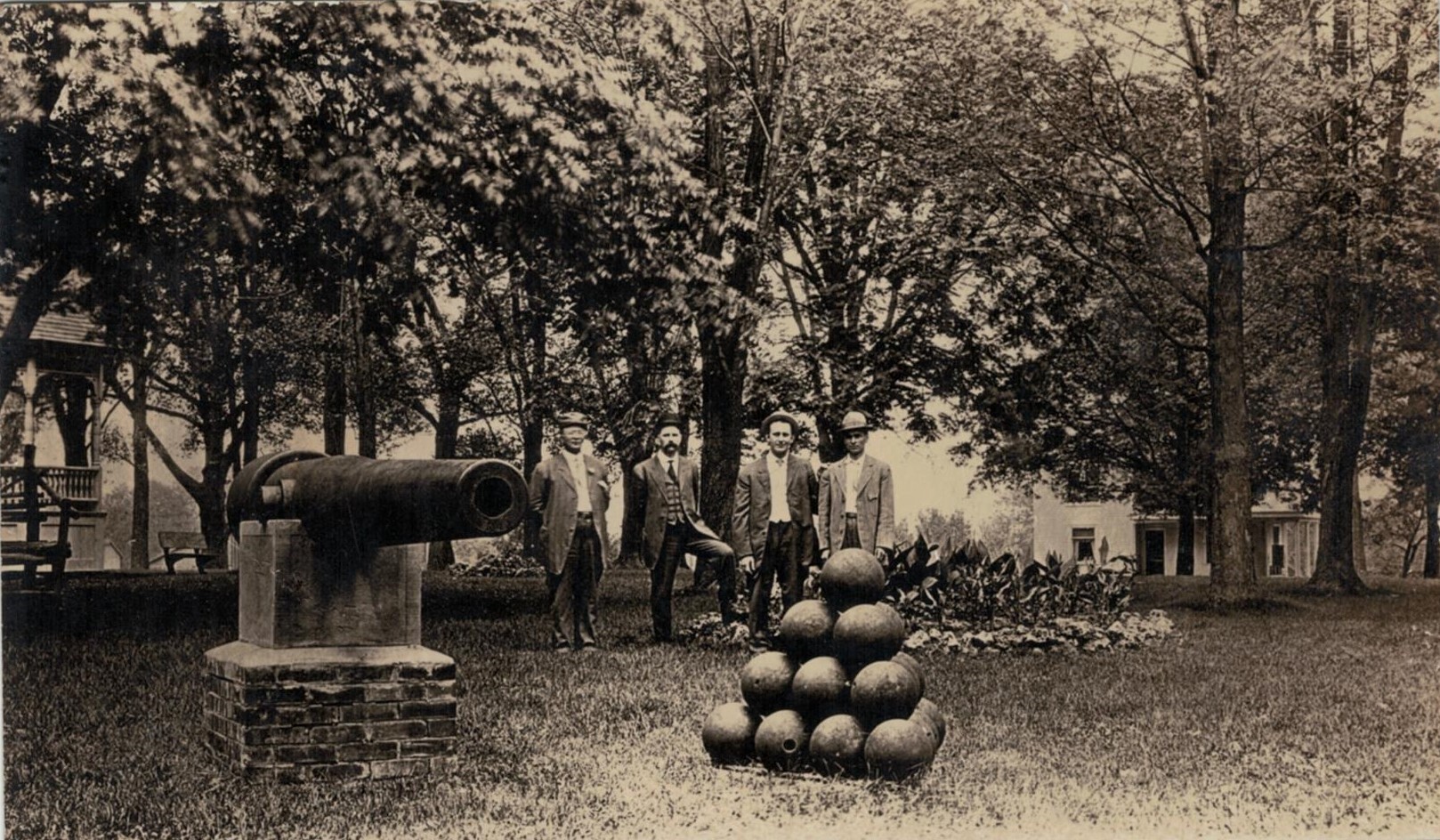 Garnavillo, City Park - Cannon 1912