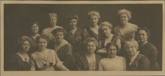 010. Des Moines Women's Club Ladies
