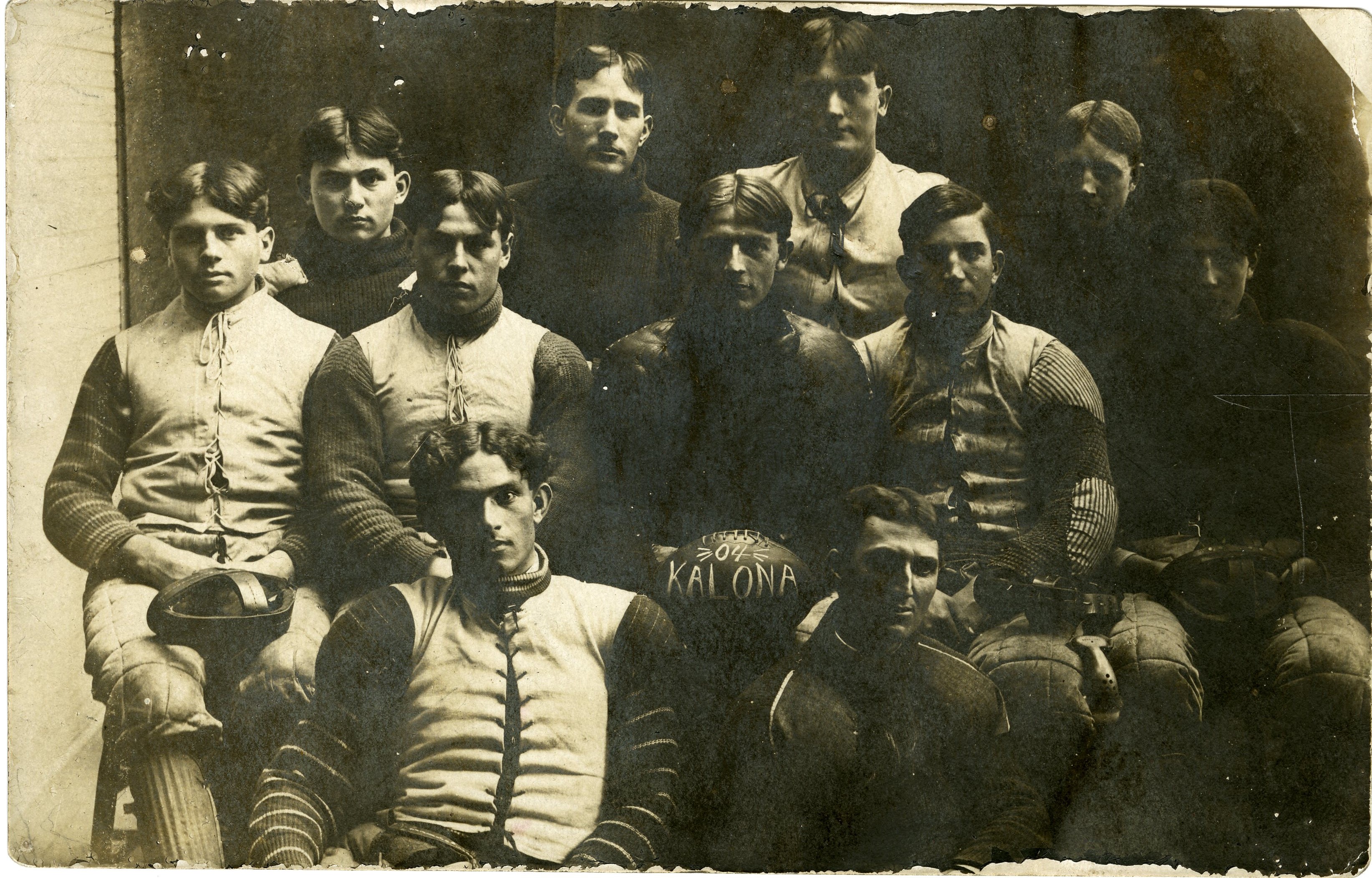 1904 Kalona Football team