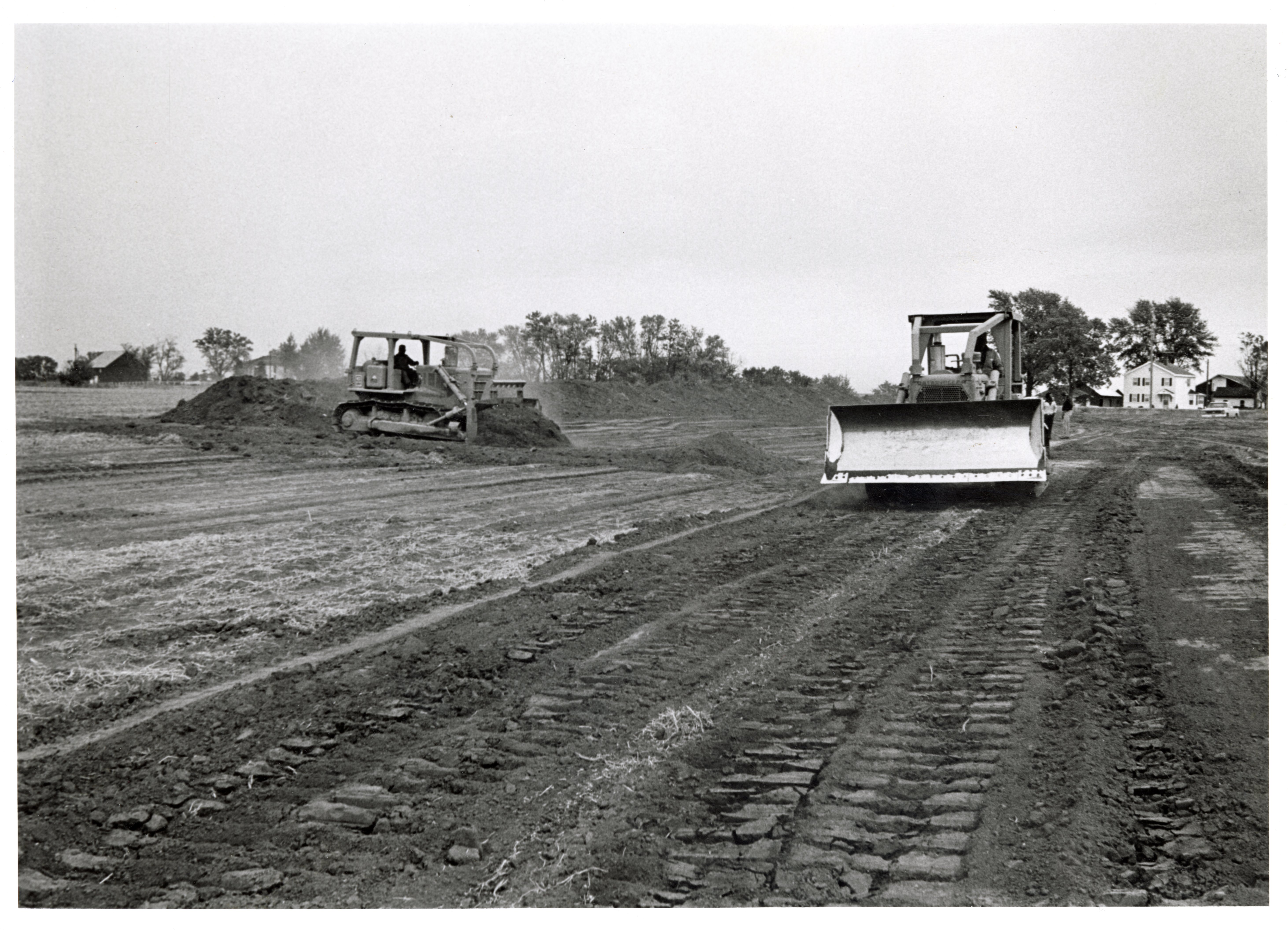 1979  Bulldozers