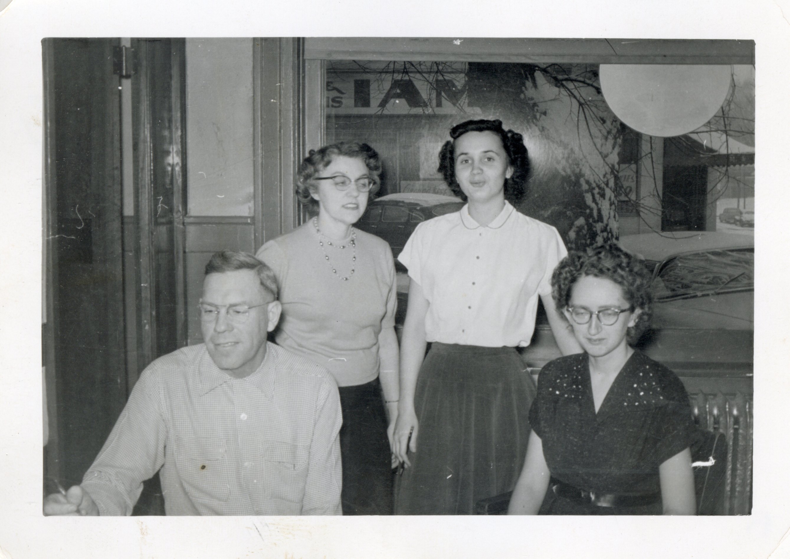 Dave Bolick, Elaine Friend, LuEtta White, and Hazel Hamersly pose for a photo.
