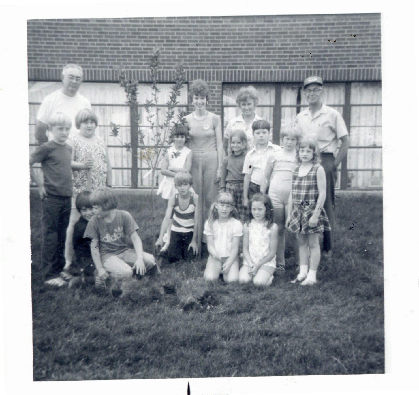 Preston Community School students planting trees, 1977