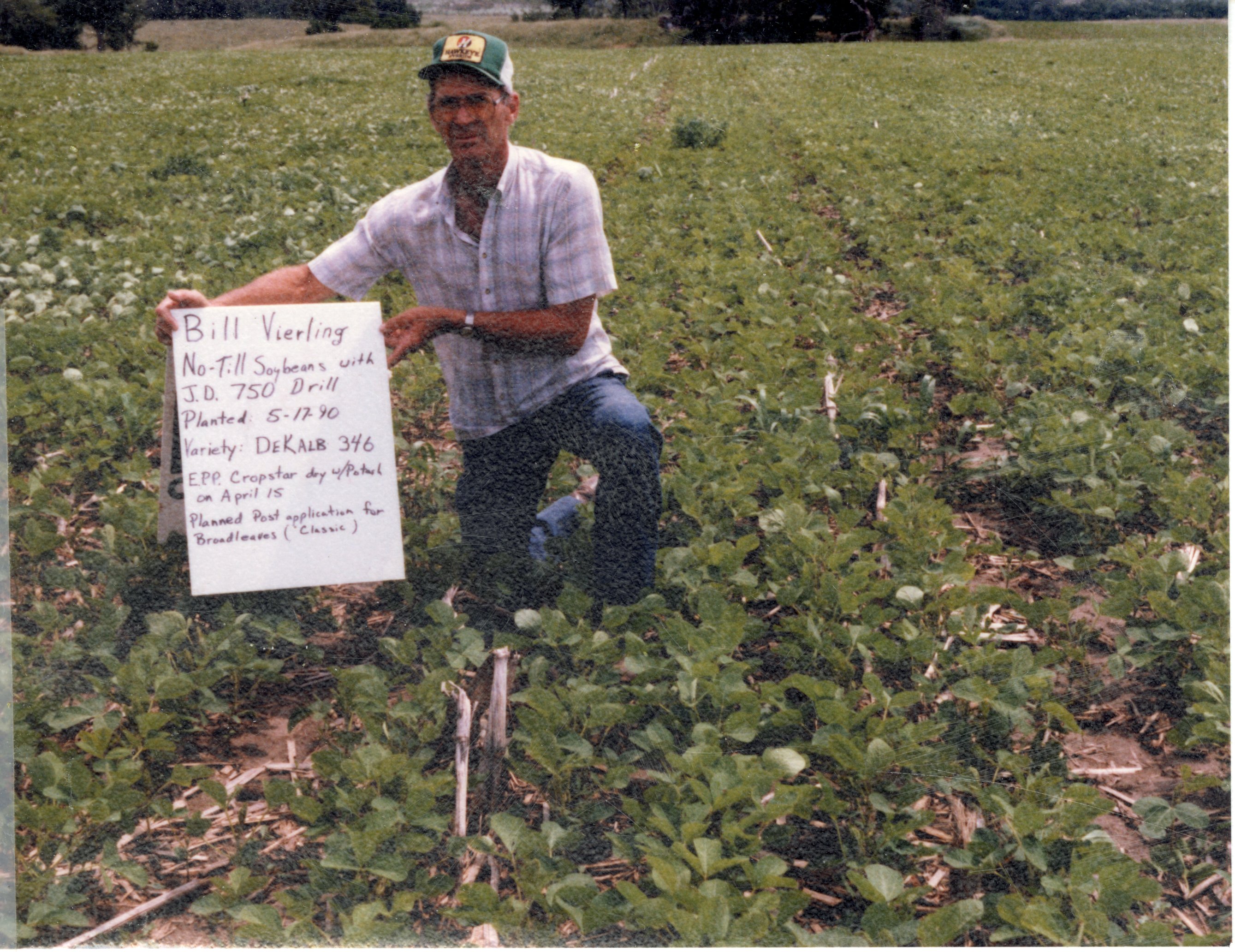 1990 No-till soybeans signs