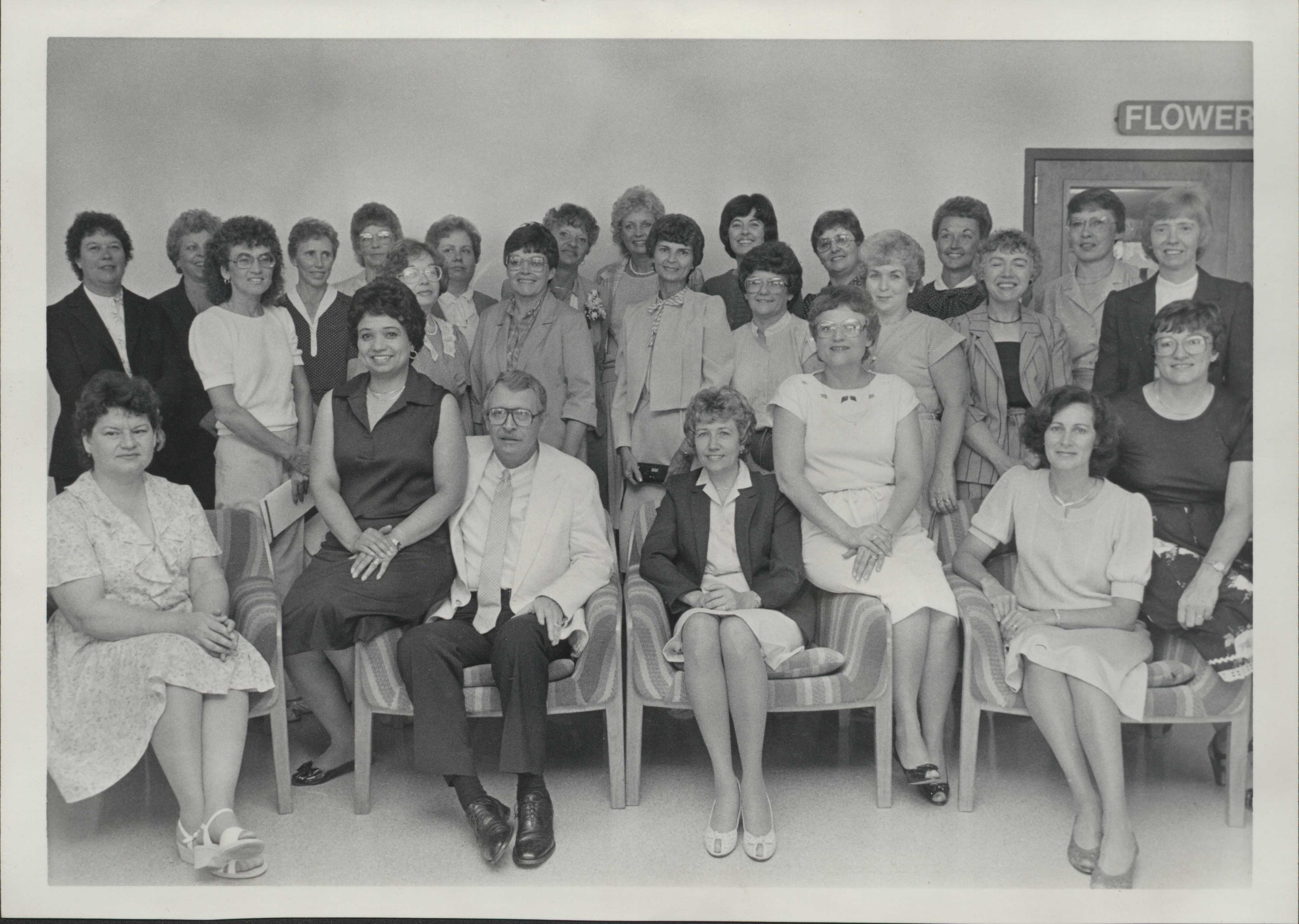 Class members of 1959 at a reunion event in 1984.