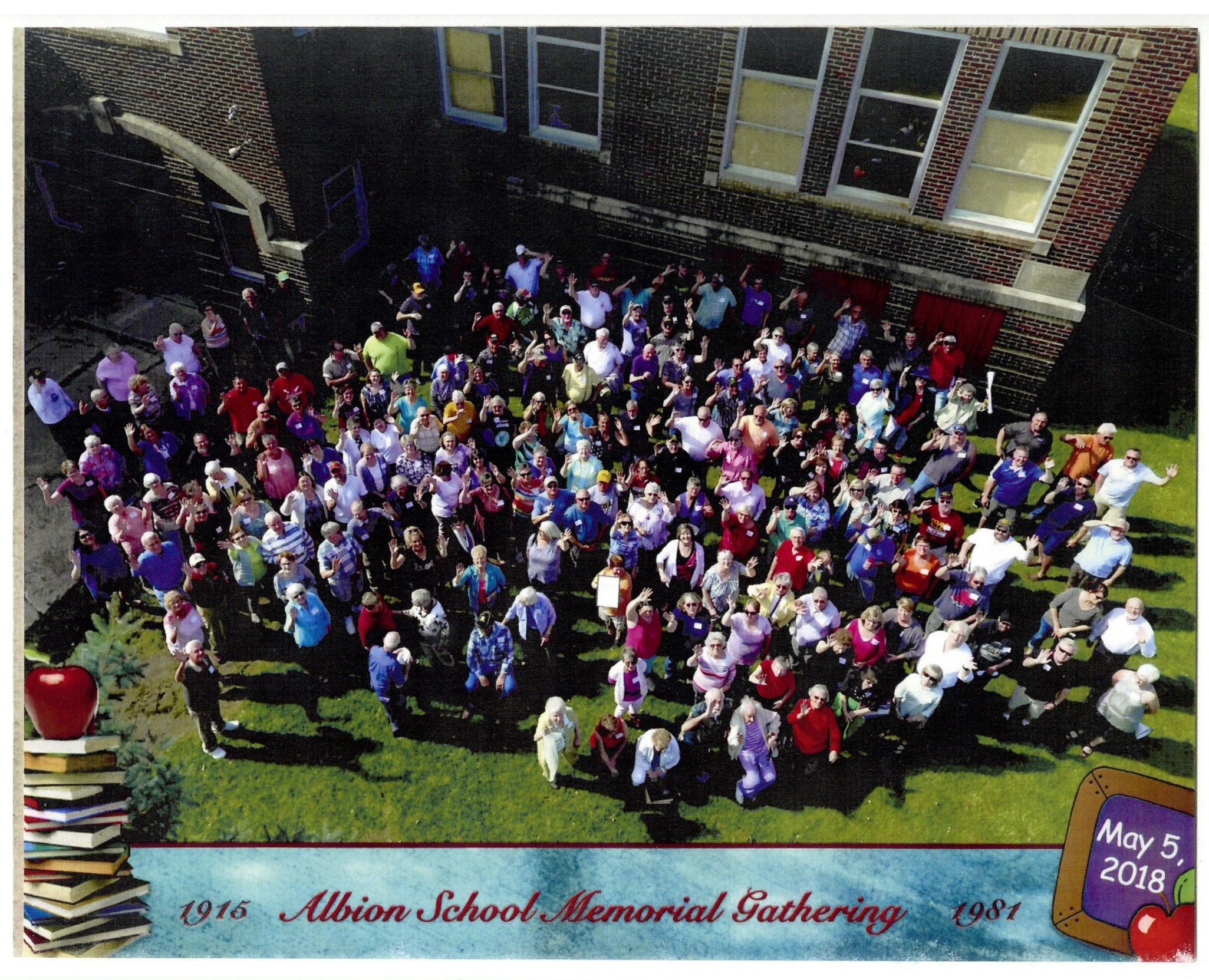 2018 Albion School memorial photo