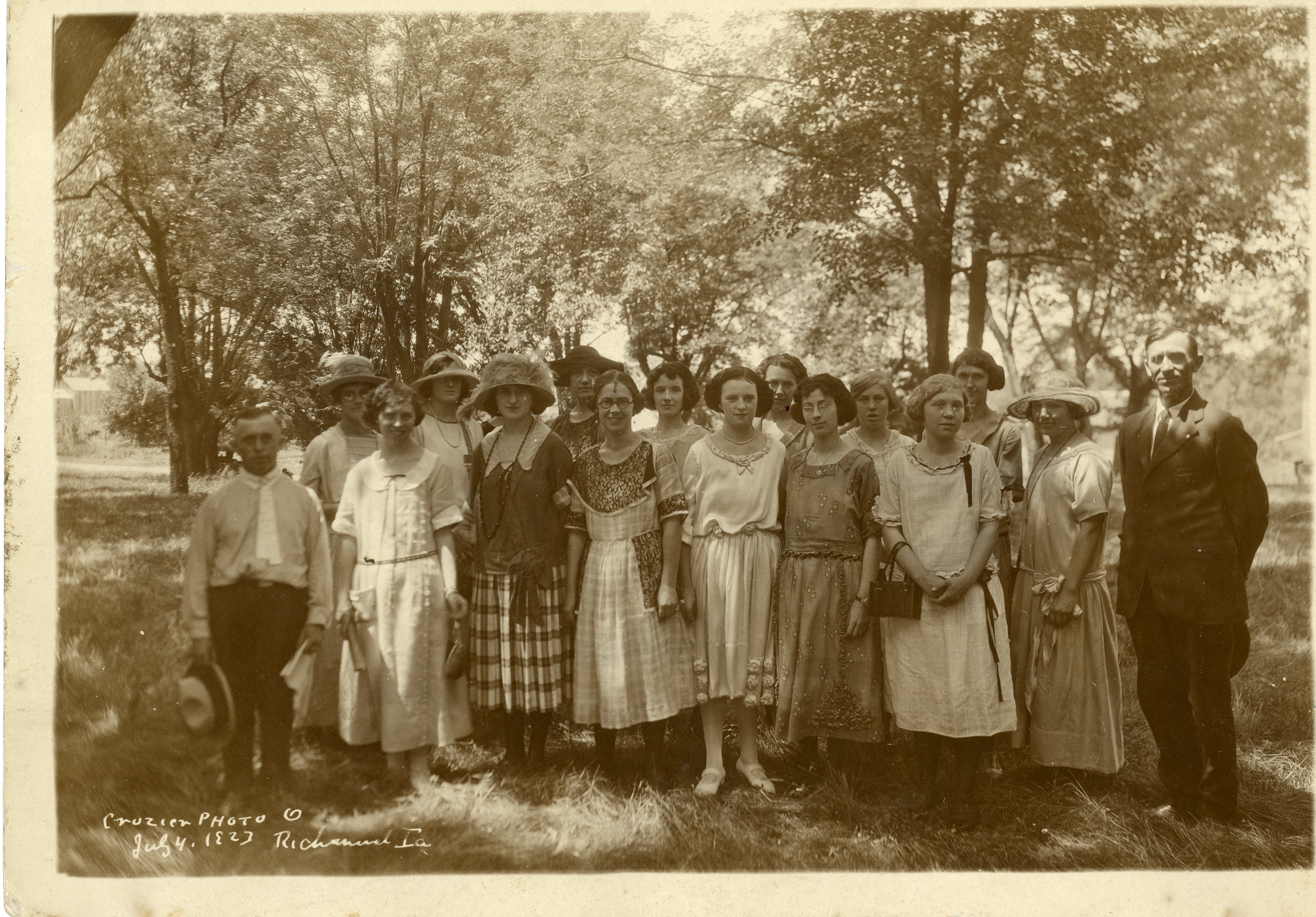 Fourth of July Singing Group 1923