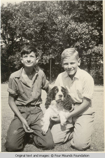 Heitzman boys with dogs