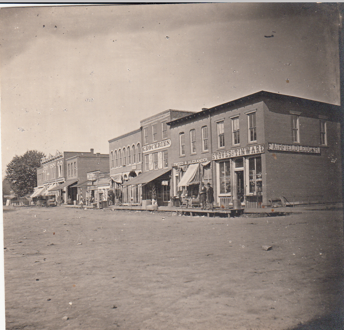 0111 North side businesses in Fairfield, Iowa