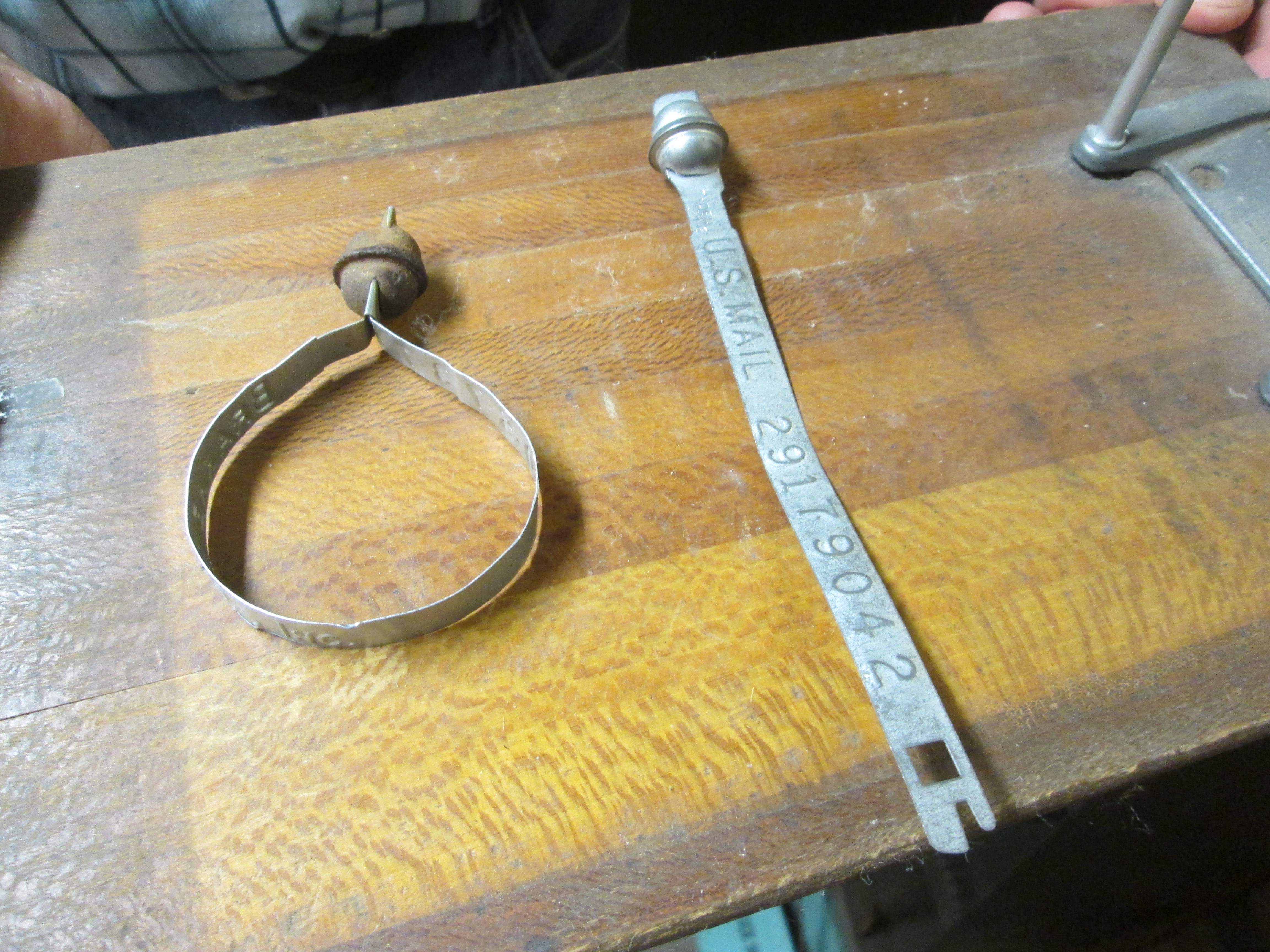 033. Railroad Boxcar Seal