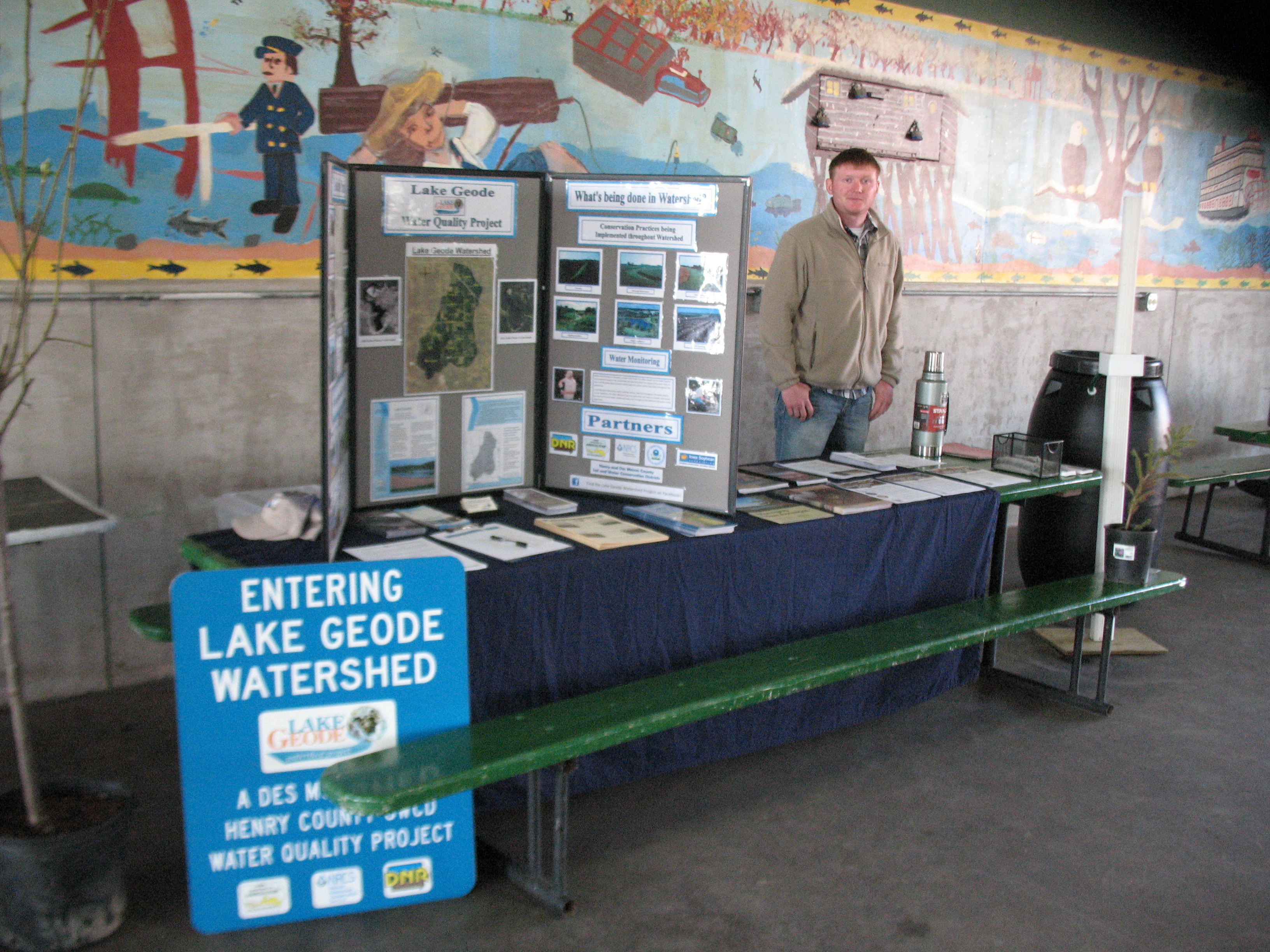 2014  Lake Geode Watershed display at Earth Day celebration.