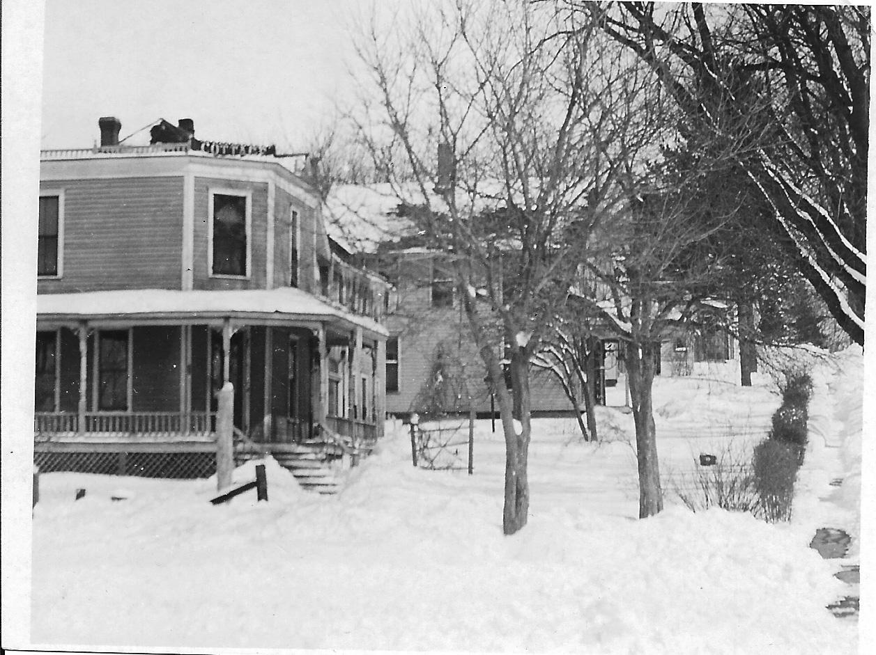 Cottage Hotel