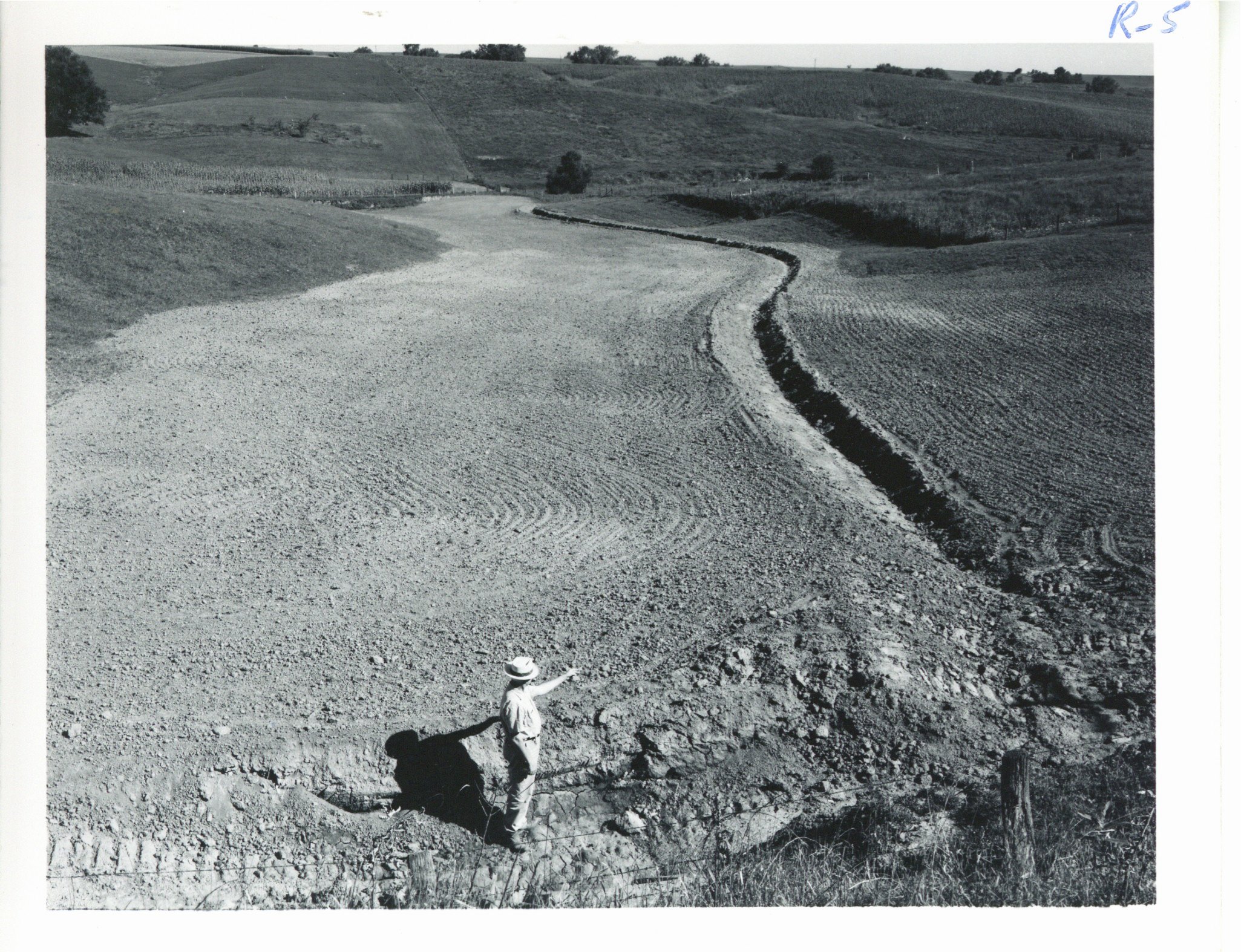 Lester Roeder waterway after shaping and seeding, 1961