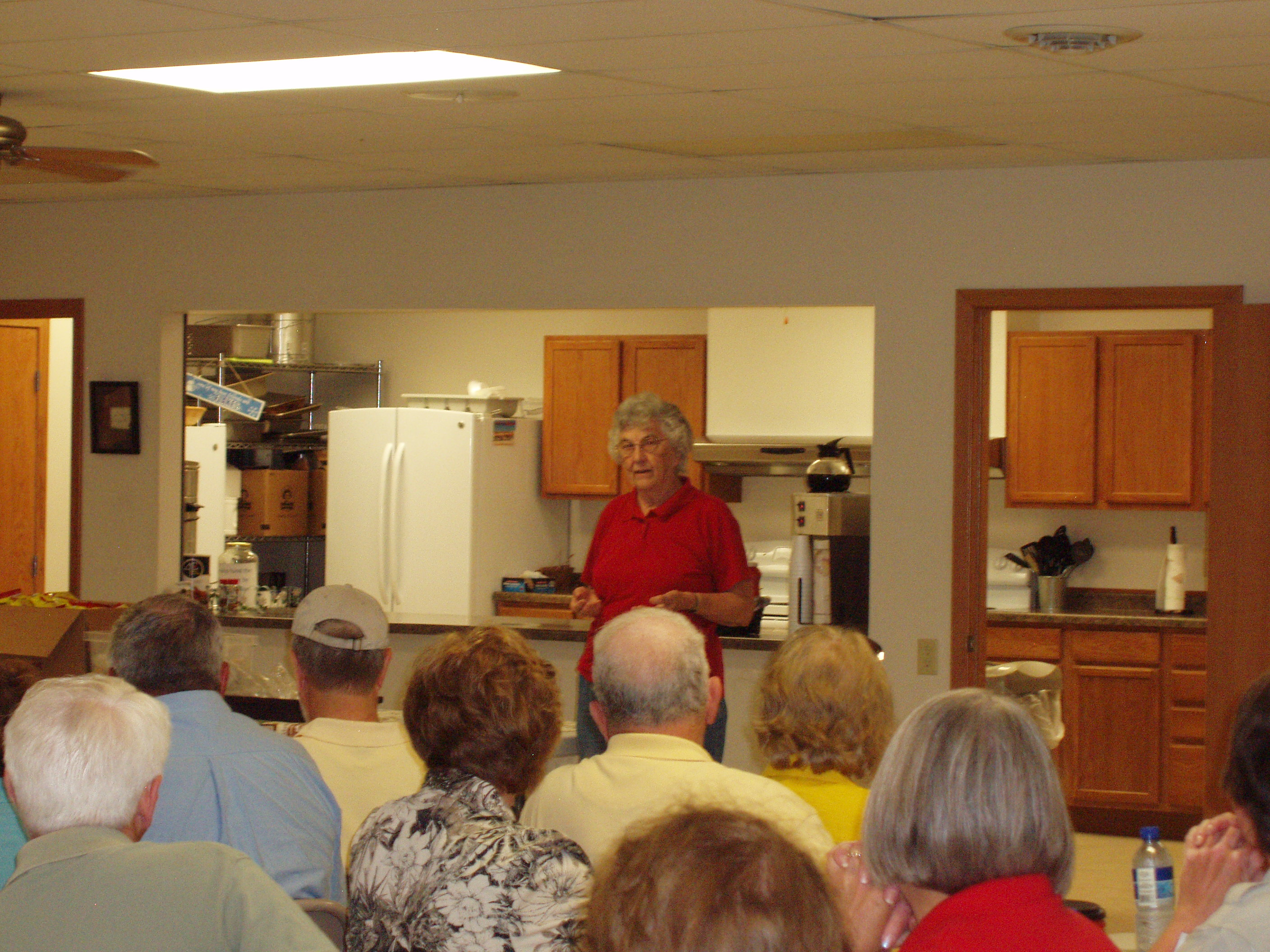 2010 Benita Grooms and Tonya Lanz talk about 2008 Oakville flood on  a State Soil Conservation Committee tour.