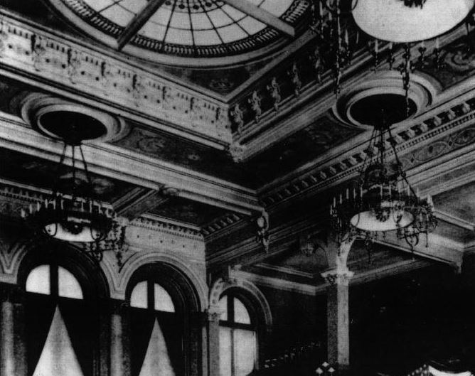 Iowa Senate Chamber Ceiling