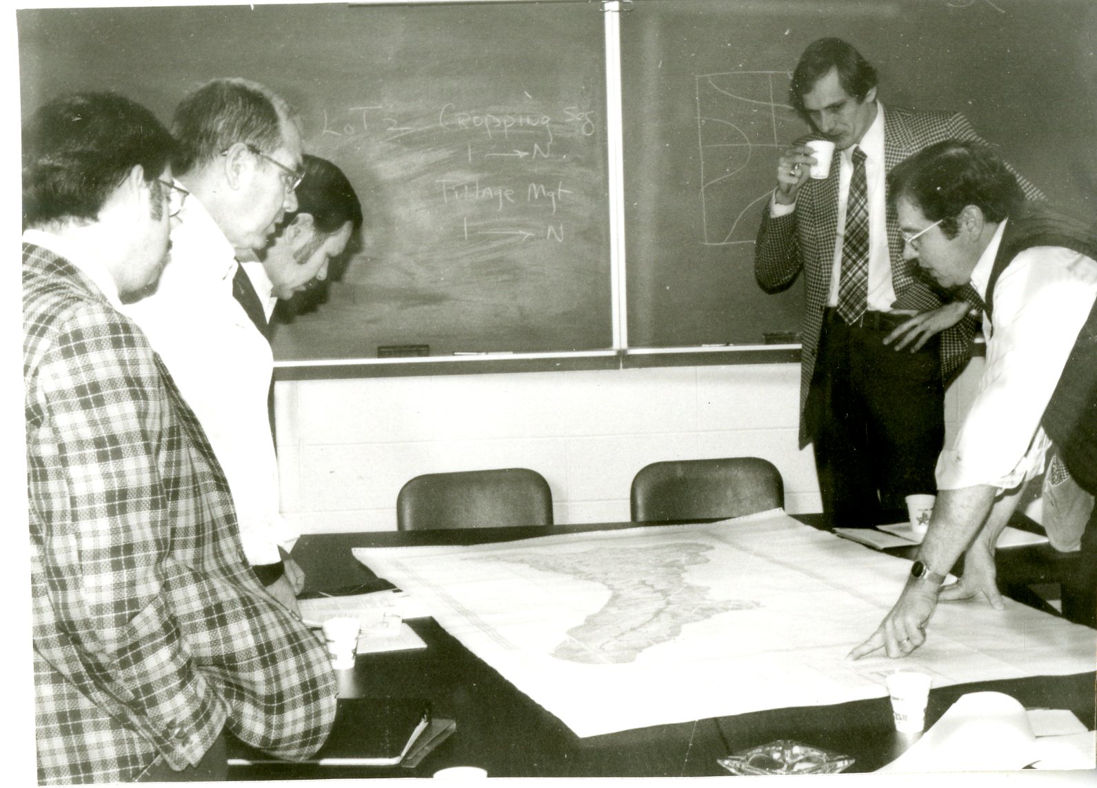 Men and Map 