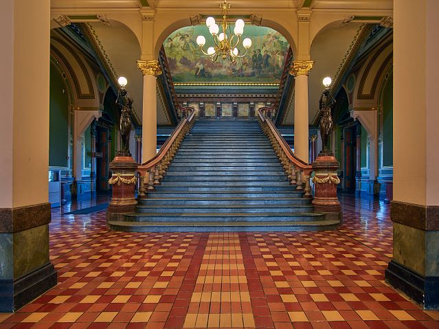 State Capitol of Iowa, First Floor 