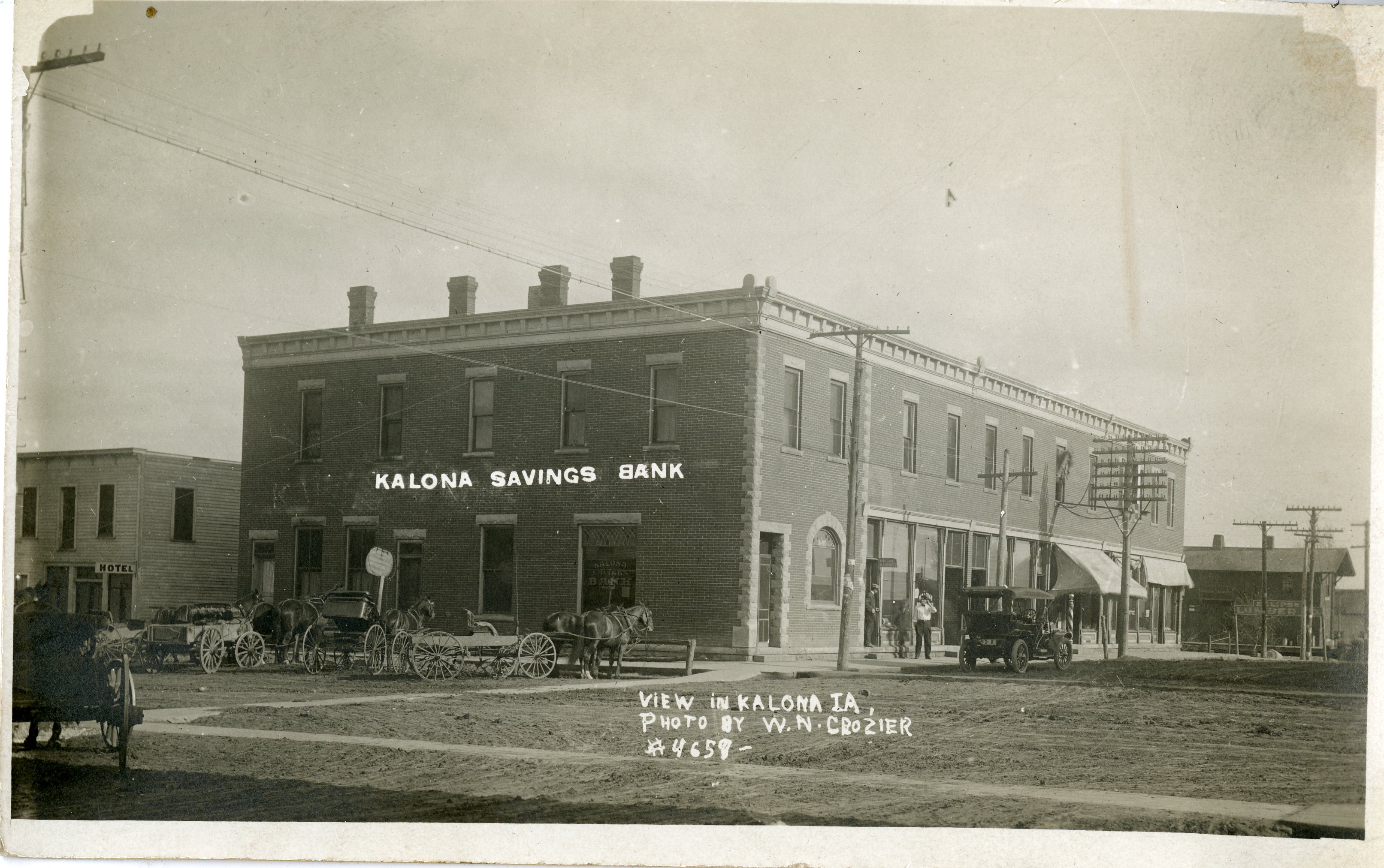 Kalona Savings Bank exterior