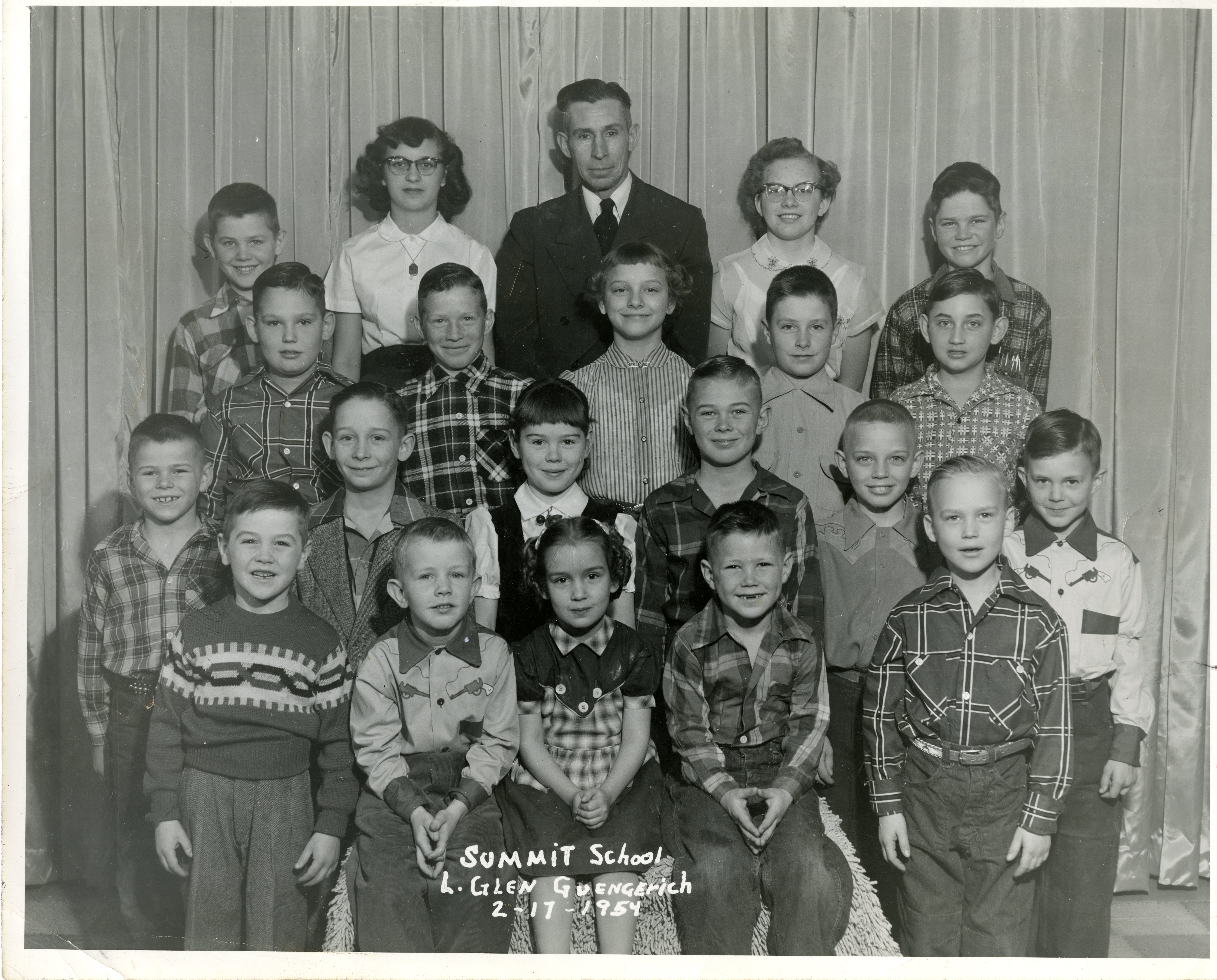 Summit School 1954 Class Picture