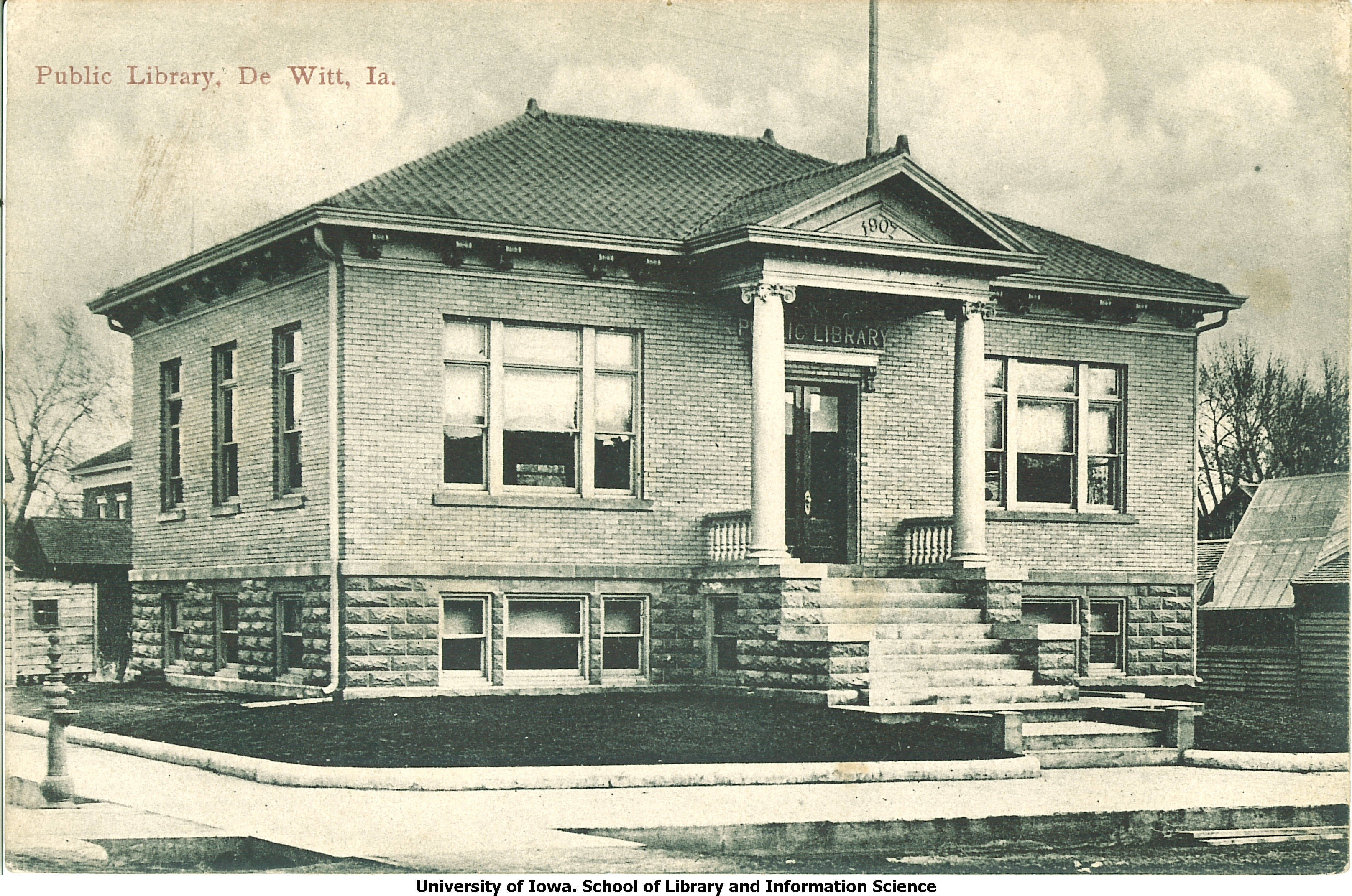 DeWitt Public Library, DeWitt, Iowa