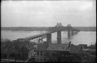 BR 210  MacArthur bridge over Main street