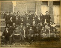 Businessmen with hats, 1904