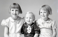 Barbara, Carol & Larry Williams
