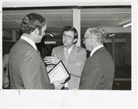 1976  People  talk at no-tillage meeting