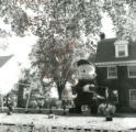 Elmer Fudd shoots Bugs Bunny, Delta Sigma Phi lawn display, Homecoming, 1958