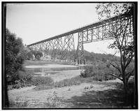Railway over Des Moines River 