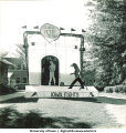 Homecoming sign, The University of Iowa, 1947