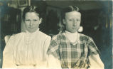 Young girls, Iowa, May 31, 1908