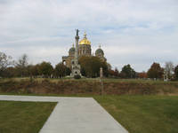 026_Green Space in close proximity to the Soldiers' and Sailors' Monument.
