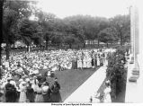 Pentacrest crowd, The University of Iowa, 1918