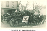 Old car in Mecca Day parade, The University of Iowa, 1915