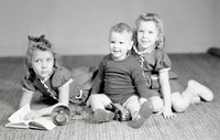 Pricilla, Lynette & Gary Feldman