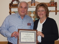 2007 Bartells win Landlord/Tenant conservation award as owners