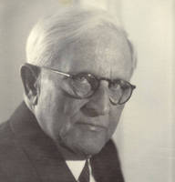 Bill Burden with glasses portrait 