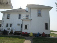 003, White farmhouse on Tyden Farm #6