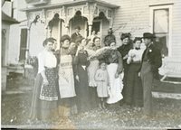 Group outside Wahl house