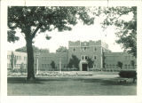 Quadrangle Hall courtyard, the University of Iowa, August 1928
