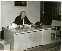Virgil Hochstetler, Kalona Savings Bank, 1922-1967