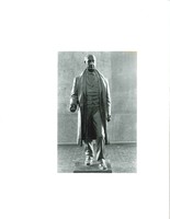 Kirkwood, Samuel statue<br />
