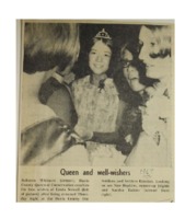 1969 - Queen and Well-Wishers